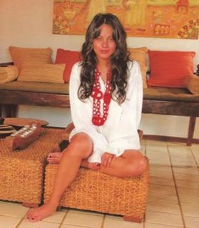 Vanessa Hudgens feet photo thumbnail