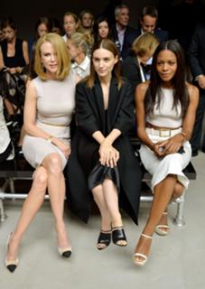 Naomie Harris feet photo thumbnail