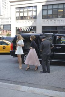 Jessica Alba feet photo thumbnail