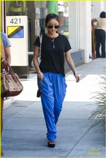 Brenda Song feet photo thumbnail