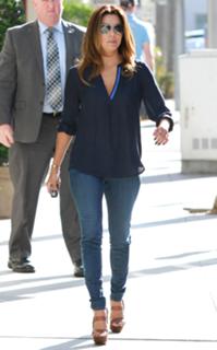 Eva Longoria feet photo thumbnail