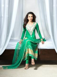 Karisma Kapoor feet photo thumbnail
