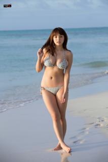 Ai Shinozaki feet photo thumbnail