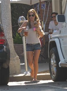 Audrina Patridge feet photo thumbnail