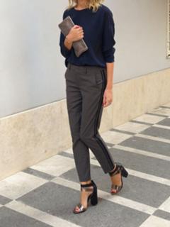Alessia Marcuzzi feet photo thumbnail