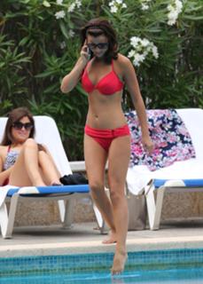 Lucy Mecklenburgh feet photo thumbnail