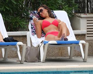 Lucy Mecklenburgh feet photo thumbnail