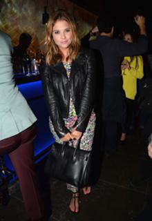 Ashley Benson feet photo thumbnail