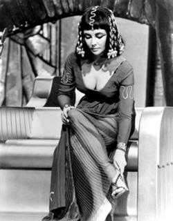 Elizabeth Taylor feet photo 2