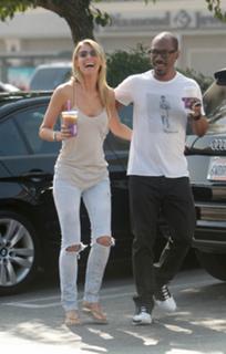 Paige Butcher feet photo thumbnail