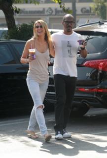 Paige Butcher feet photo thumbnail