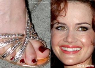 Carla Gugino feet photo thumbnail
