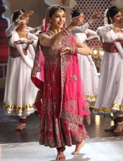 Madhuri Dixit feet photo thumbnail