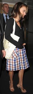 Natalie Portman feet photo thumbnail