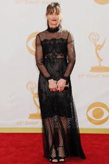 Amanda Peet feet photo thumbnail