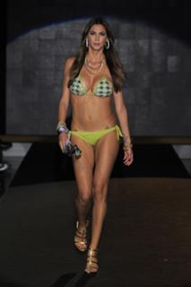 Melissa Satta feet photo thumbnail