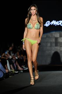 Melissa Satta feet photo thumbnail