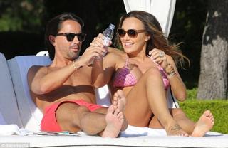 Tamara Ecclestone feet photo thumbnail