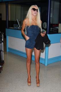 Courtney Stodden feet photo thumbnail