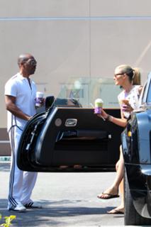 Paige Butcher feet photo thumbnail