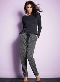 Irina Shayk feet photo thumbnail