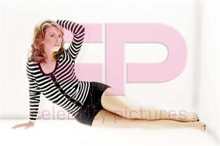 Coleen Rooney feet photo thumbnail