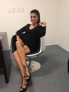 Laura González feet photo thumbnail