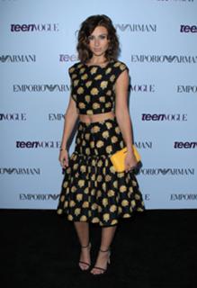 Aly Michalka feet photo thumbnail