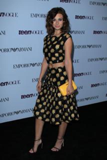 Aly Michalka feet photo thumbnail