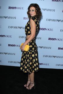 Aly Michalka feet photo thumbnail