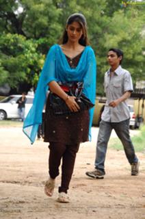 Ileana D'Cruz feet photo thumbnail