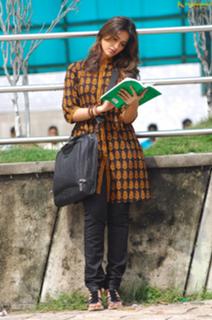 Ileana D'Cruz feet photo thumbnail