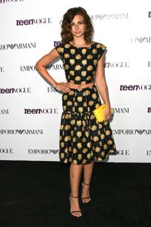 Aly Michalka feet photo thumbnail