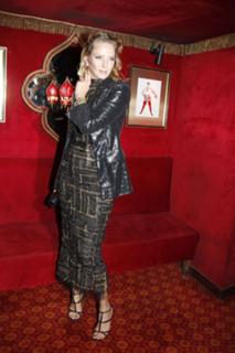 Uma Thurman feet photo thumbnail