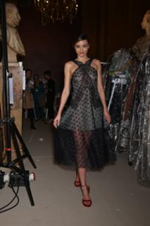 Miranda Kerr feet photo thumbnail