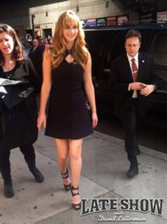 Jennifer Lawrence feet photo thumbnail