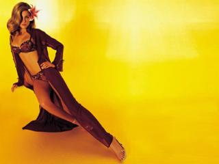 Ana Hickmann feet photo thumbnail