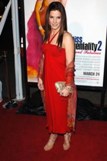 Sandra Bullock feet photo thumbnail