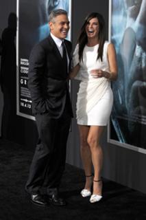 Sandra Bullock feet photo thumbnail