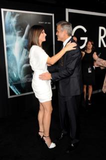 Sandra Bullock feet photo thumbnail