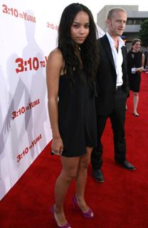 Zoë Kravitz feet photo thumbnail