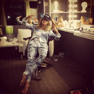 Heidi Klum feet photo thumbnail