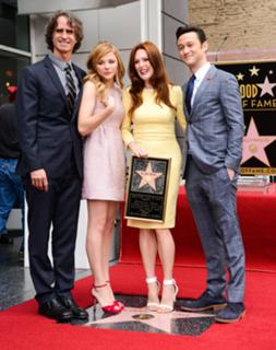 Julianne Moore feet photo thumbnail