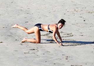 Lucy Mecklenburgh feet photo thumbnail