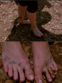 Demi Lovato feet photo thumbnail