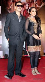 Sonakshi Sinha feet photo thumbnail