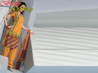 Dia Mirza feet photo thumbnail