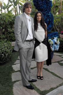 Demi Moore feet photo thumbnail