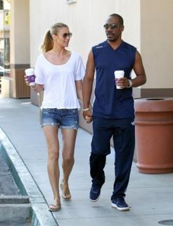 Paige Butcher feet photo thumbnail