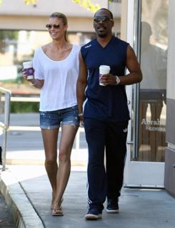 Paige Butcher feet photo thumbnail